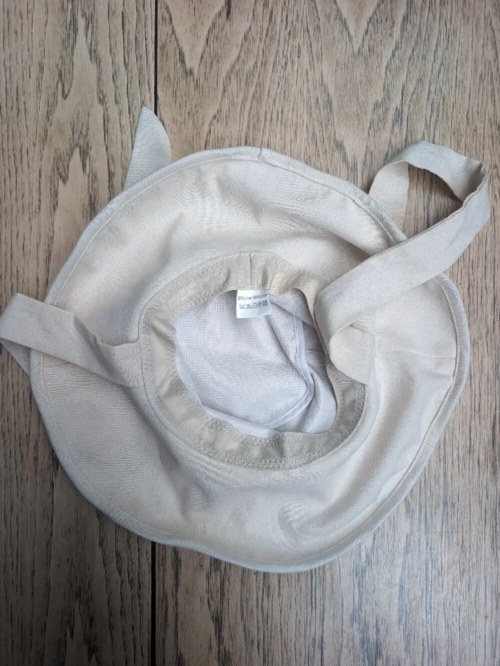 Neutral linen cotton floppy sunhat hat with chin ties